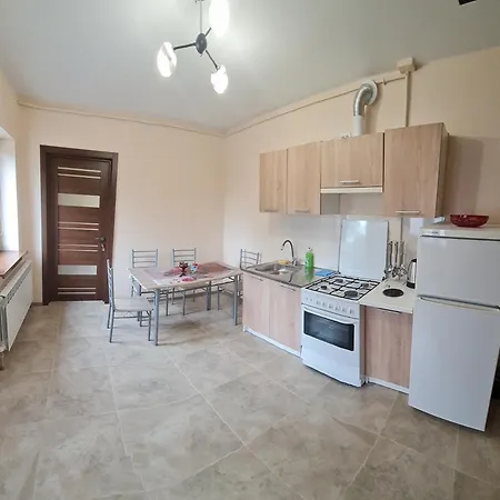 Apartament приватна 